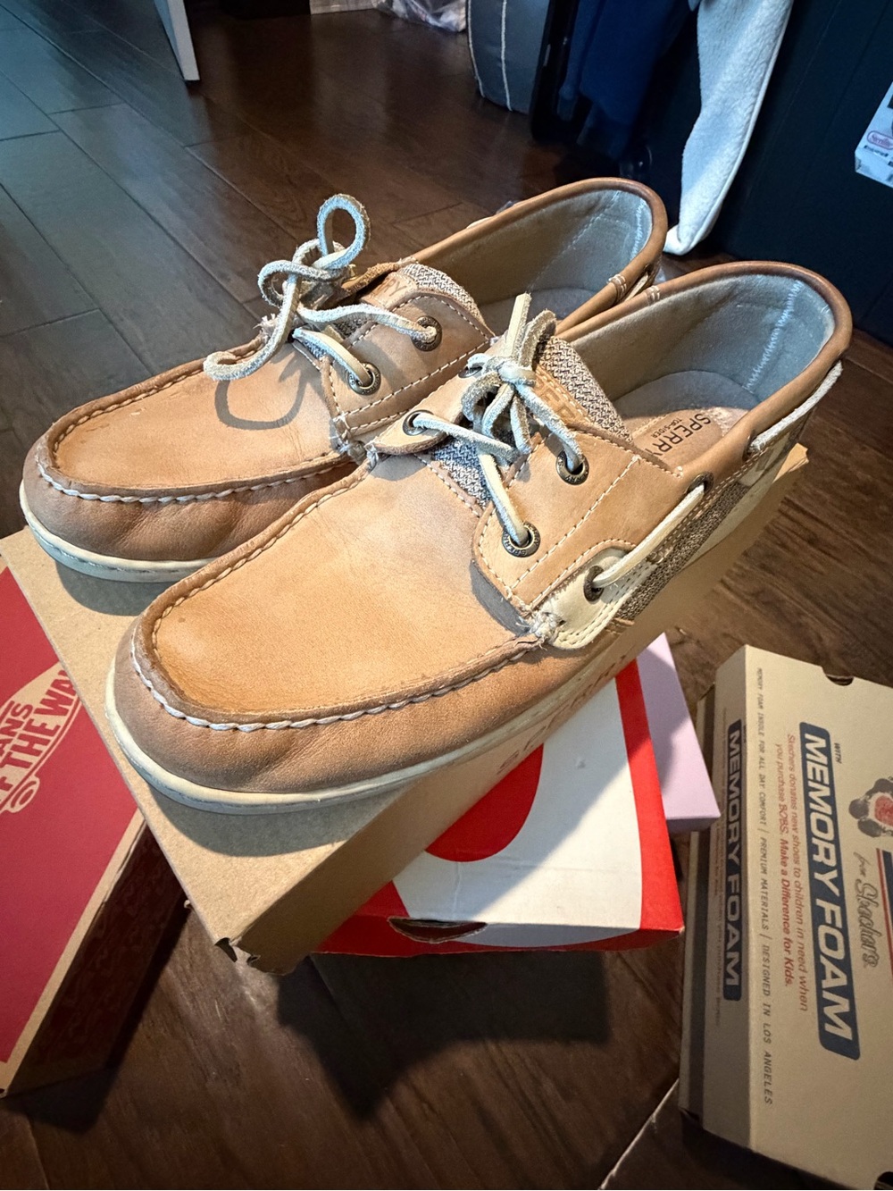 Women's Casual Boat Shoes in Tan